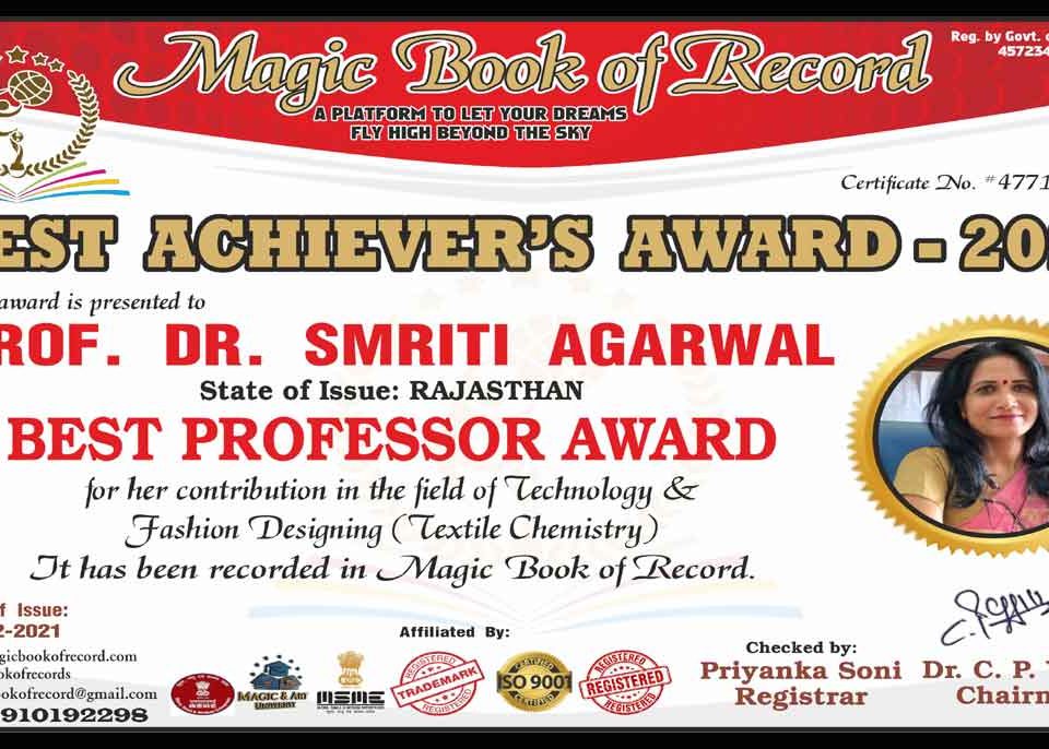 Smriti Agarwal Magic Book of Record